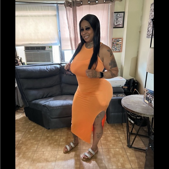 Meet your Posher, Nikkie - Picture 3 of 5